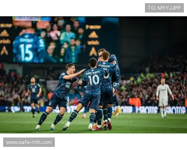 诺丁汉森林2-1逆转西汉姆联，保级关键战送对手深陷降级区